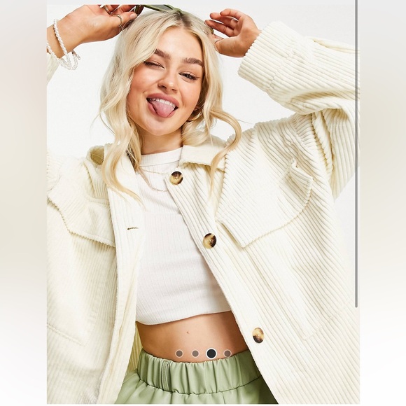 ASOS DESIGN🤍 Petite oversized cord shacket in cream UK6/US2 can fit UK8-10 - Picture 3 of 10
